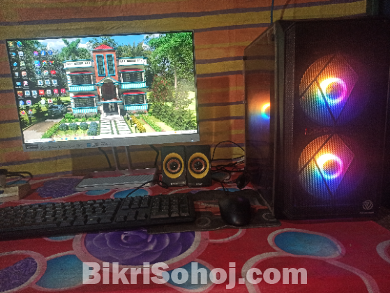 GAMING COMPUTER